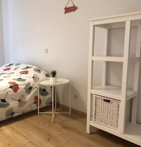 Allure, Met Zuidgericht Tuintje Apartament